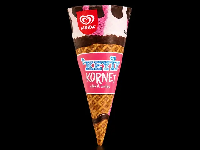 Kornet Strawberry