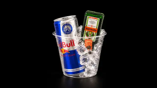 miniJaegermeister+Redbull
